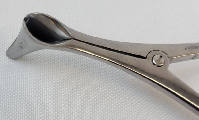VANTAGE  Vienna Nasal Speculum, Medium, 1-1/8" Blade Length — photo 4