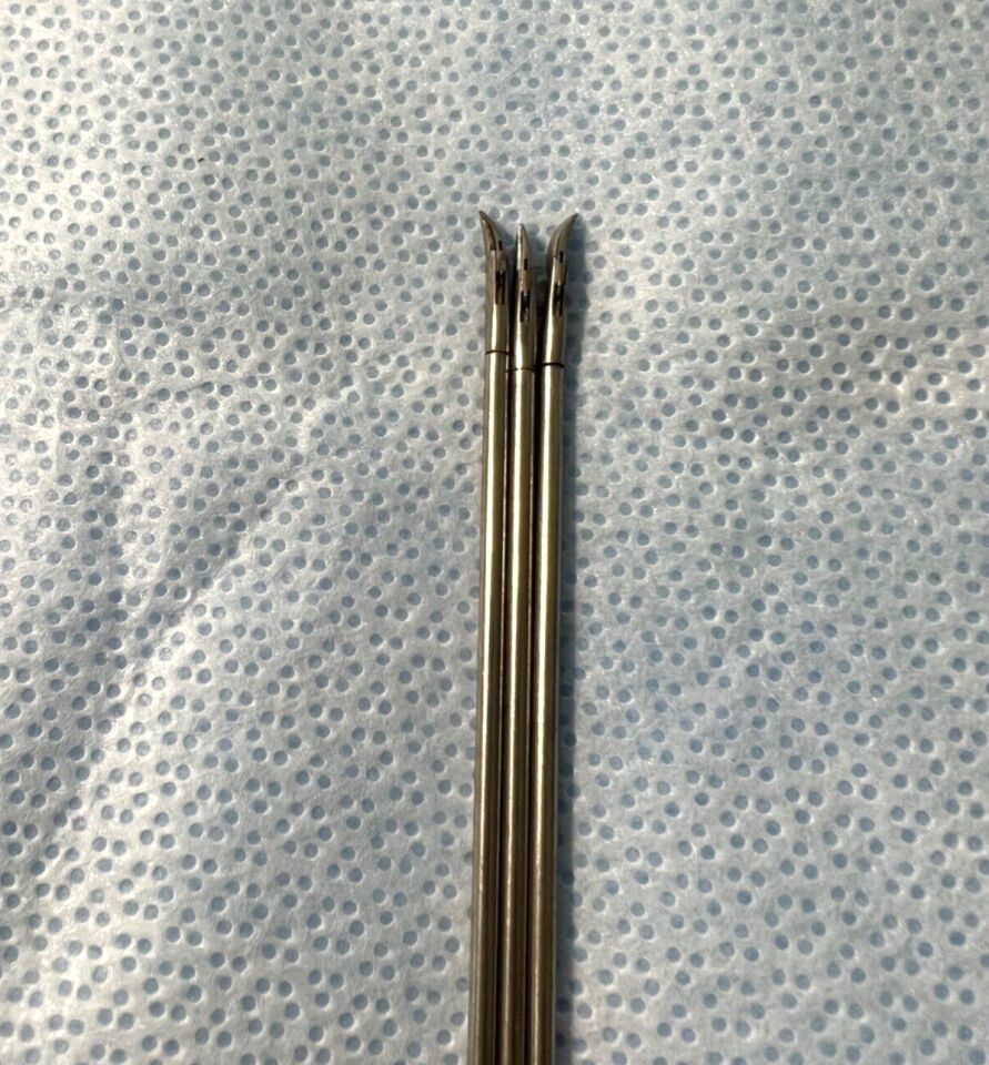 Left Right Straight Sharp Tip Cardiovascular Scissor Forceps — photo 3