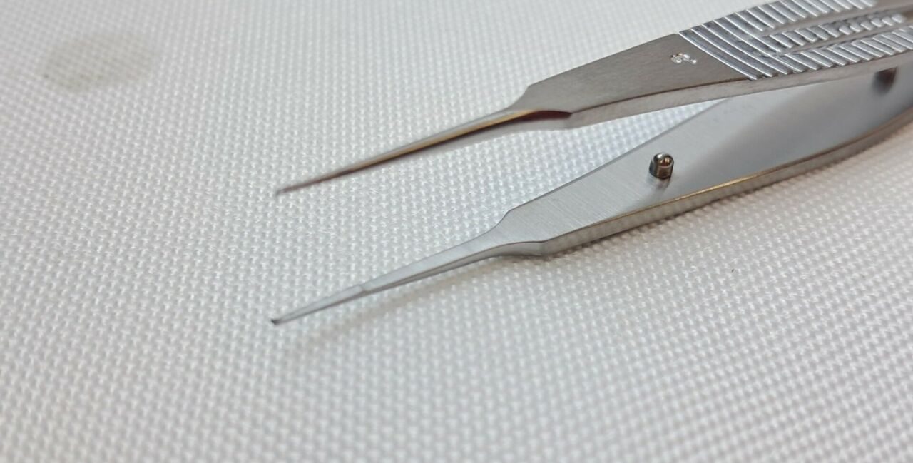 ADLER 45-5160 Ophthalmic Forceps 0.3mm 1x2 Teeth — photo 2