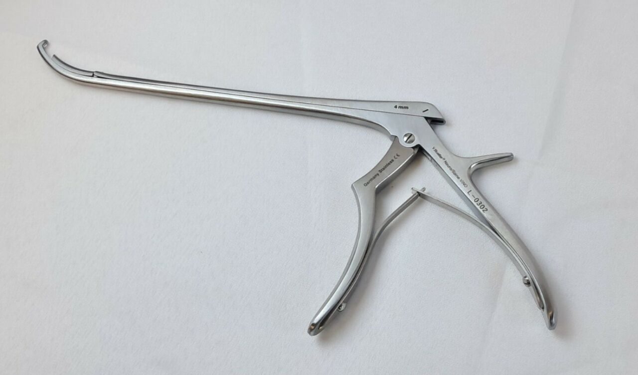 V. MUELLER L-0302 Neuro/Spine VINO Rongeur 4mm, Curved, Up, 70 Deg.