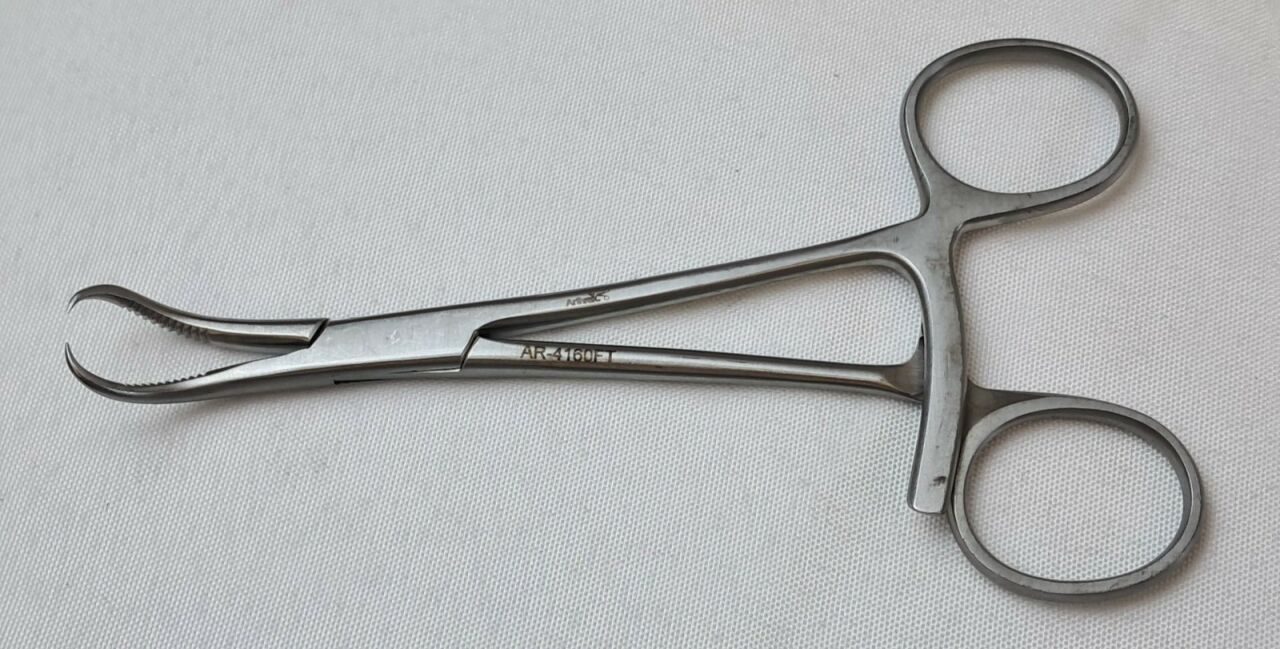 ARTHREX AR-4160FT Arthroscopy Reduction Forceps w/ Teeth — photo 1