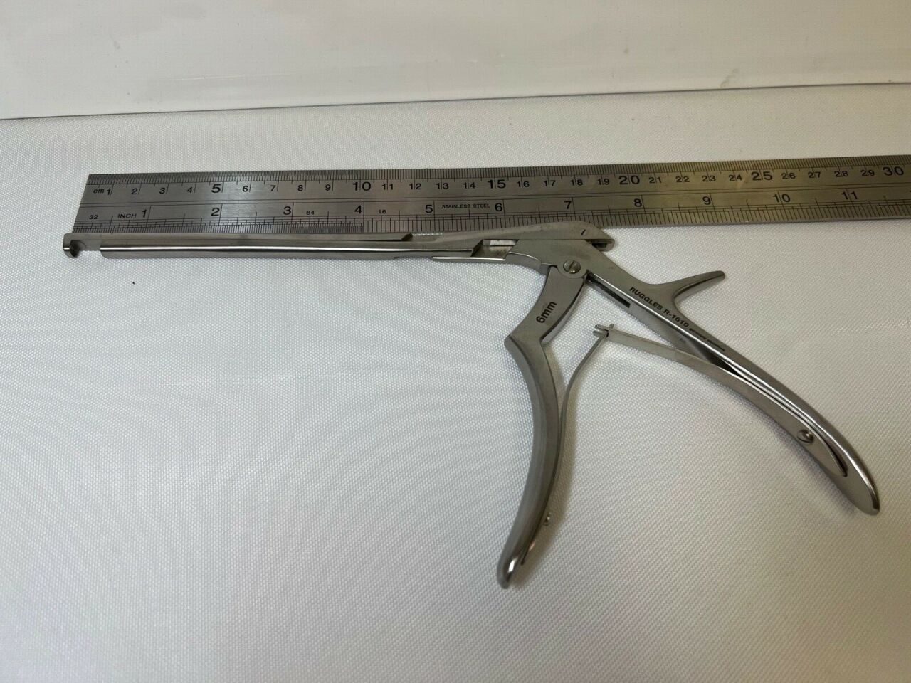 RUGGLES R-1610 Kerrison Rongeur 6mm x 90deg Down Bite — photo 5