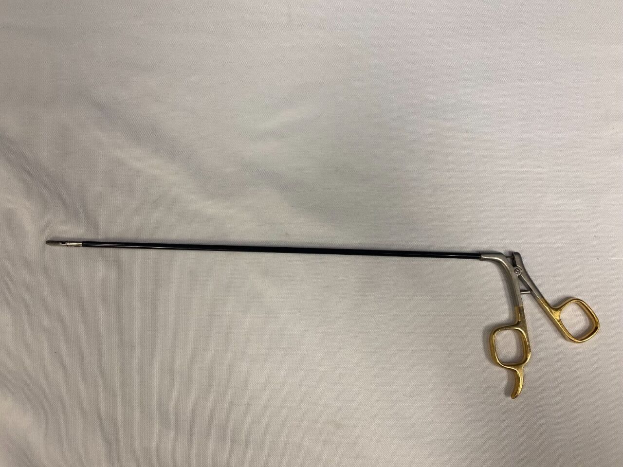 SNOWDEN-PENCER 32-9545 5mm 32cm Diamond Jaw Grasping Forceps