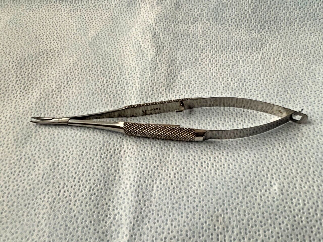 STEPHENS S6-1005 Barraquer Curved Locking Needle Holder 5-1/2" Length