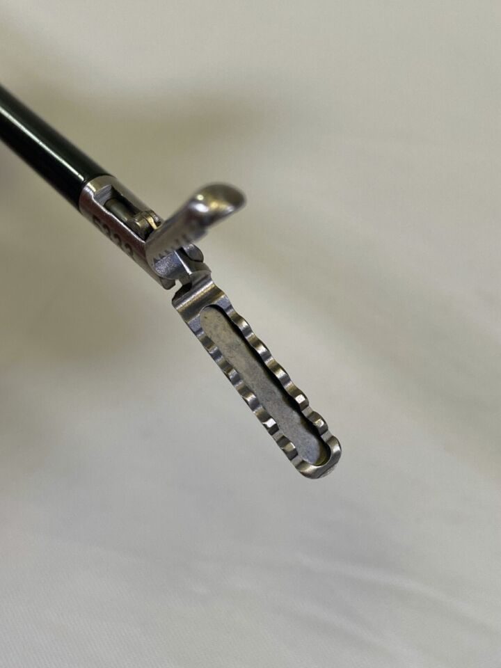 ENDOPLUS 5333 5mm x 36 5mm Monopolar Rotating Atraumatic Laparoscopic Grasper Forcep — photo 8
