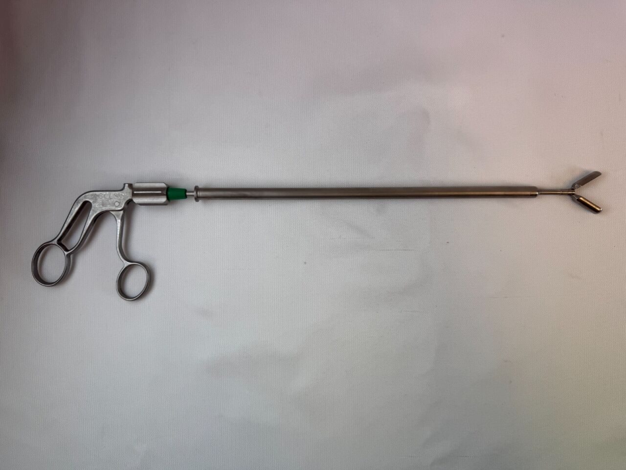 ACCESS SURGICAL 32-1900 10mm x 32cm Laparoscopic D/A Rotating Grasper Forcep — photo 2