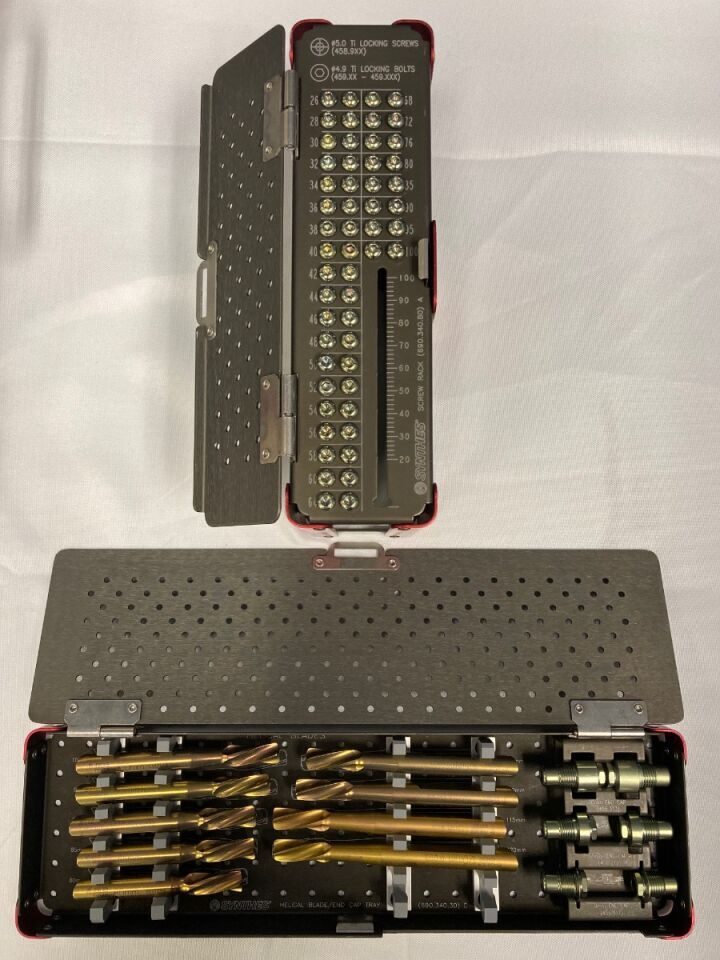 SYNTHES Various Titianium Trochanteric Fixation Nail Locking Set — photo 5