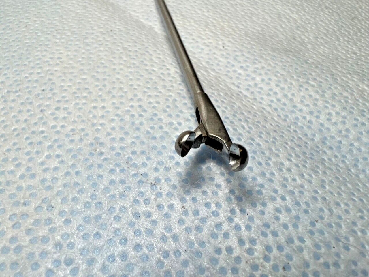 KARL STORZ 8591 W Biopsy Cup Forceps Curved Left — photo 3