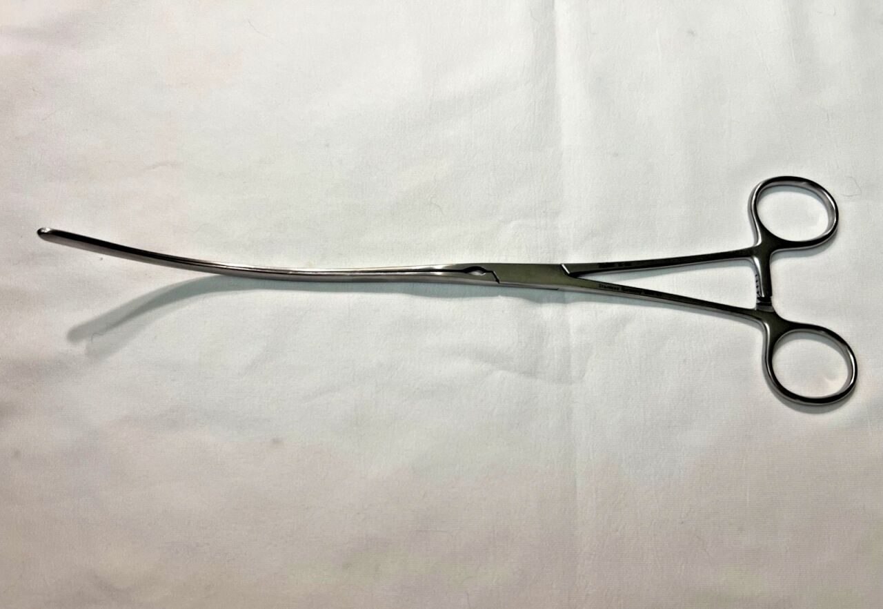 MILTEX 16-122 Kocher Intestinal Forceps Curved Longitudinal Serrations 10-1/2" L