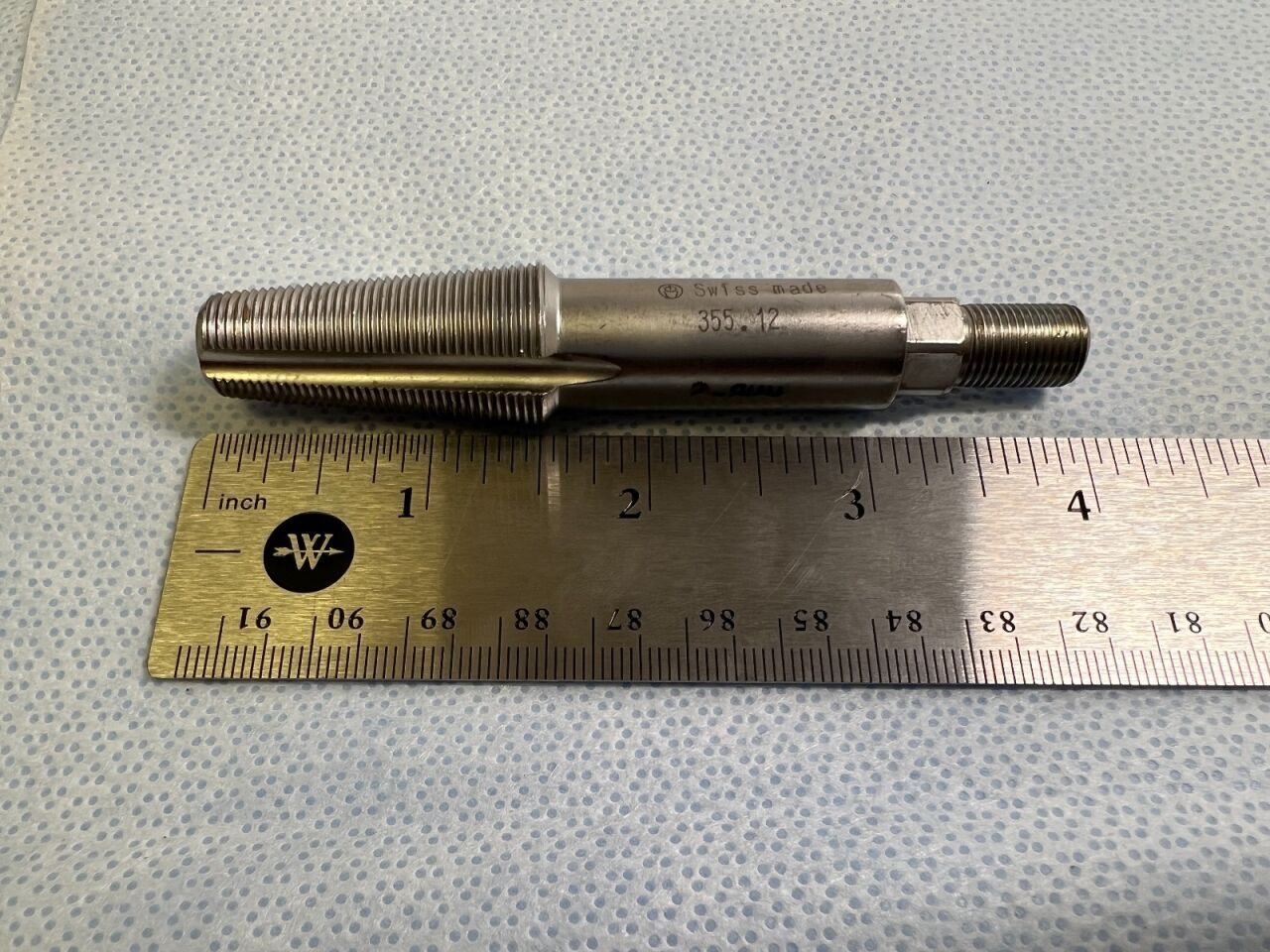 SYNTHES 355.10/11/12 Threaded Conical Bolts for Nail Removal — photo 6
