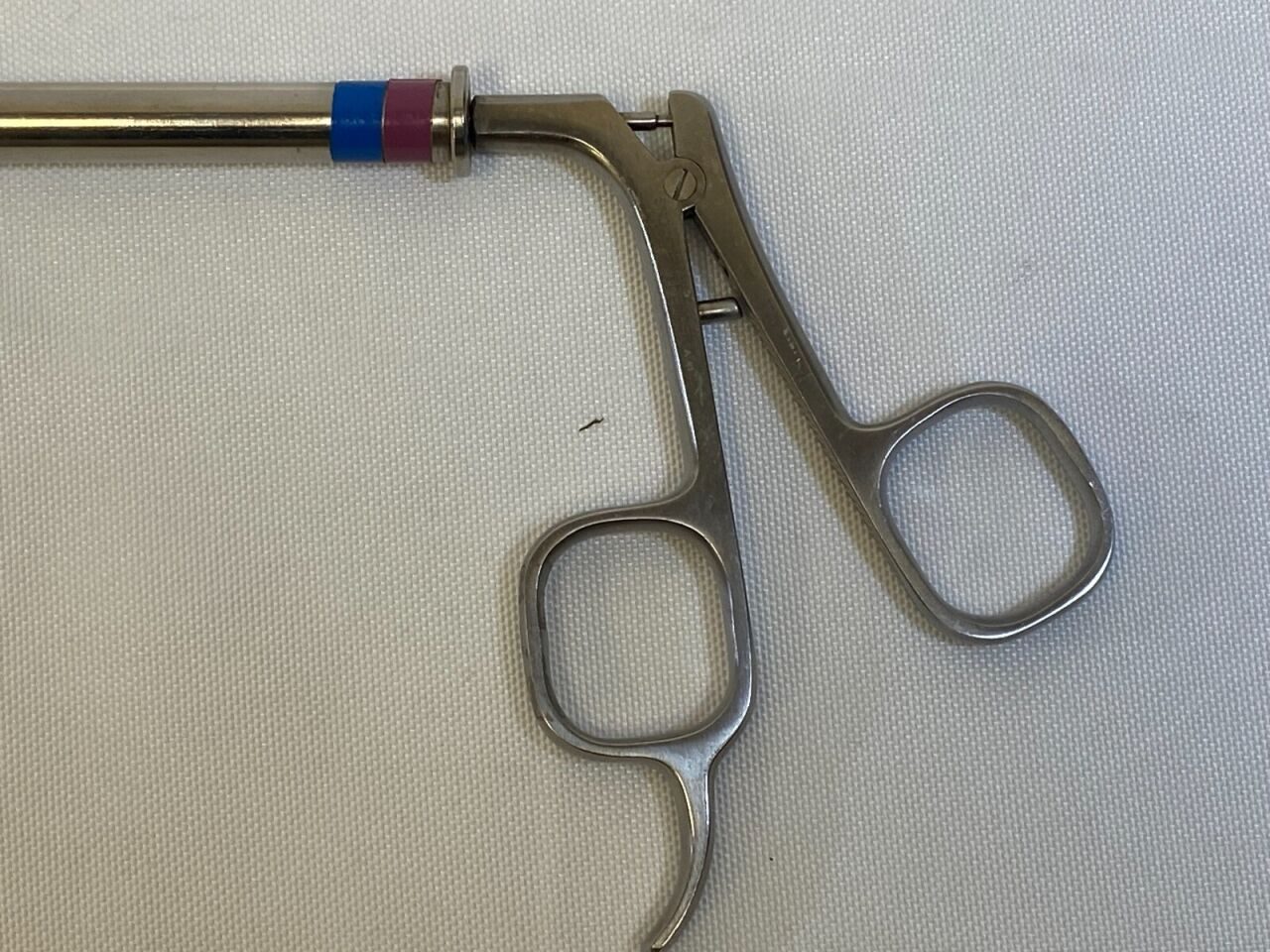 SNOWDEN-PENCER 88-9430 Laparoscopy Forceps 10mm Maryland Dissector — photo 2
