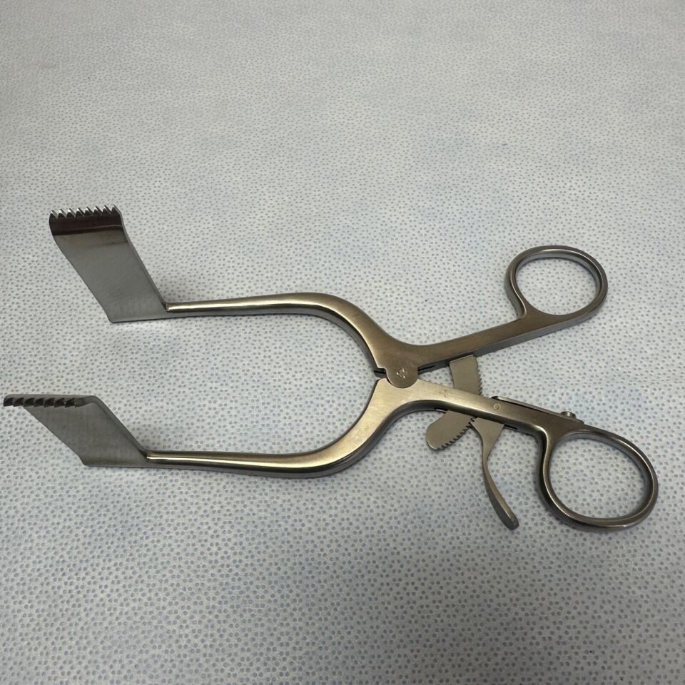 CODMAN SP00052-23 Meyerding Retractor 55mmX20mm Blades — photo 5