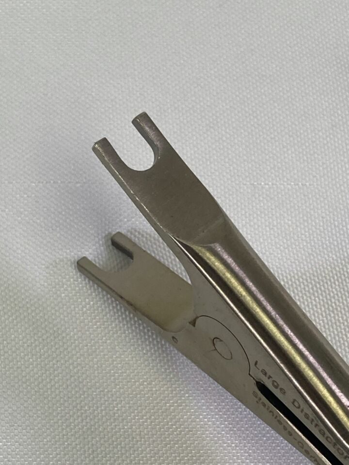 ACROMED 2050-11 Large Distractor Forceps — photo 4