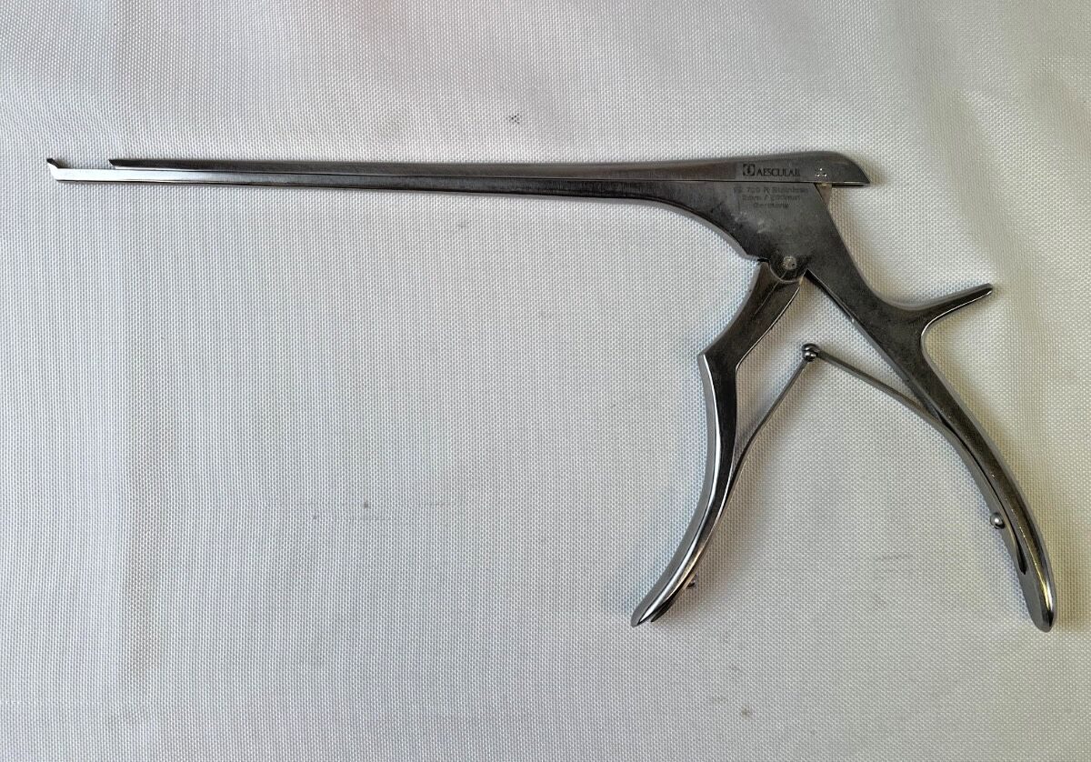 AESCULAP FF739R 3mm x 40deg Up x 8" Kerrison Rongeur