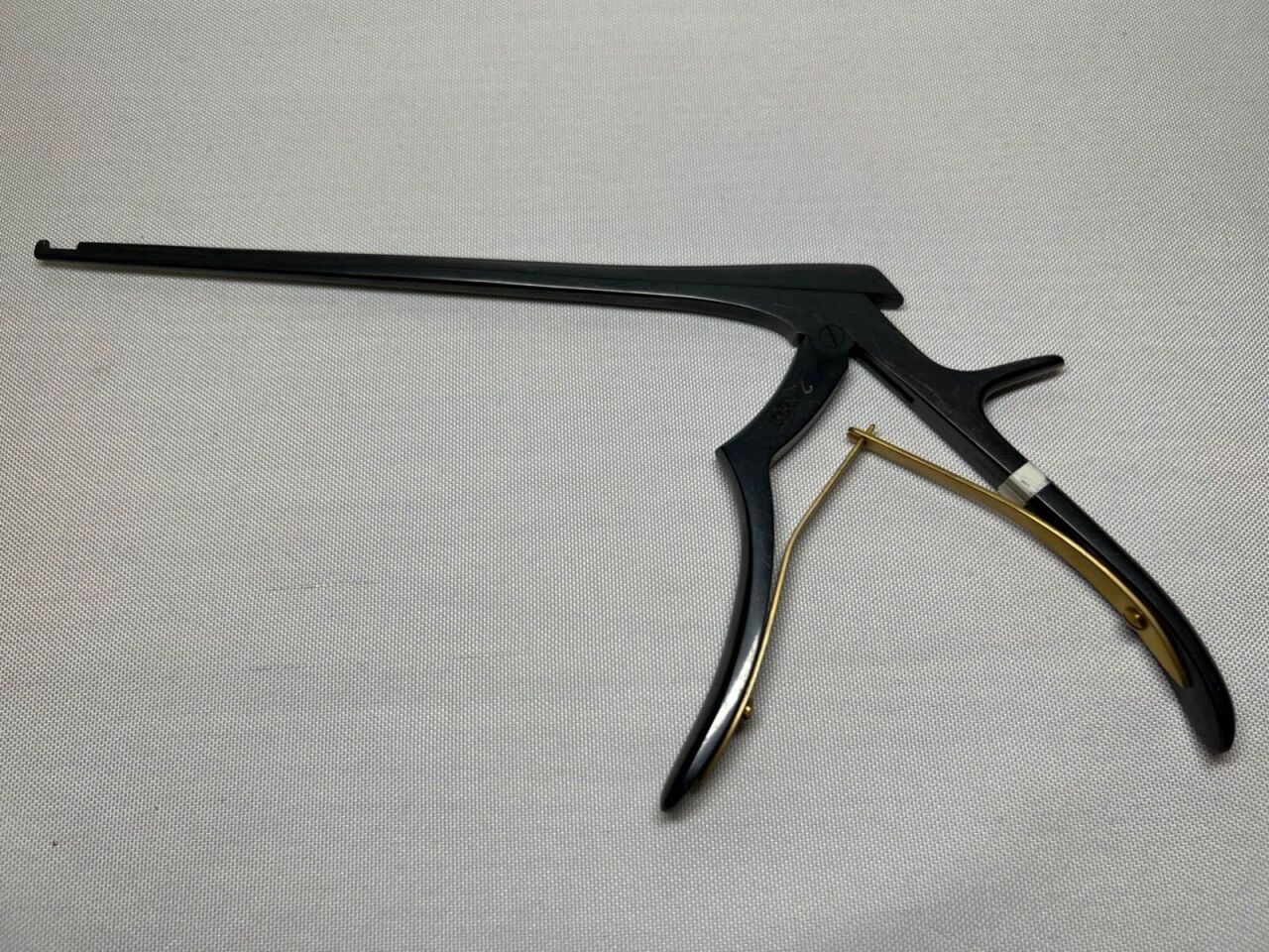 MEDICON 57.1143 2mm X 90deg Kerrison Rongeur