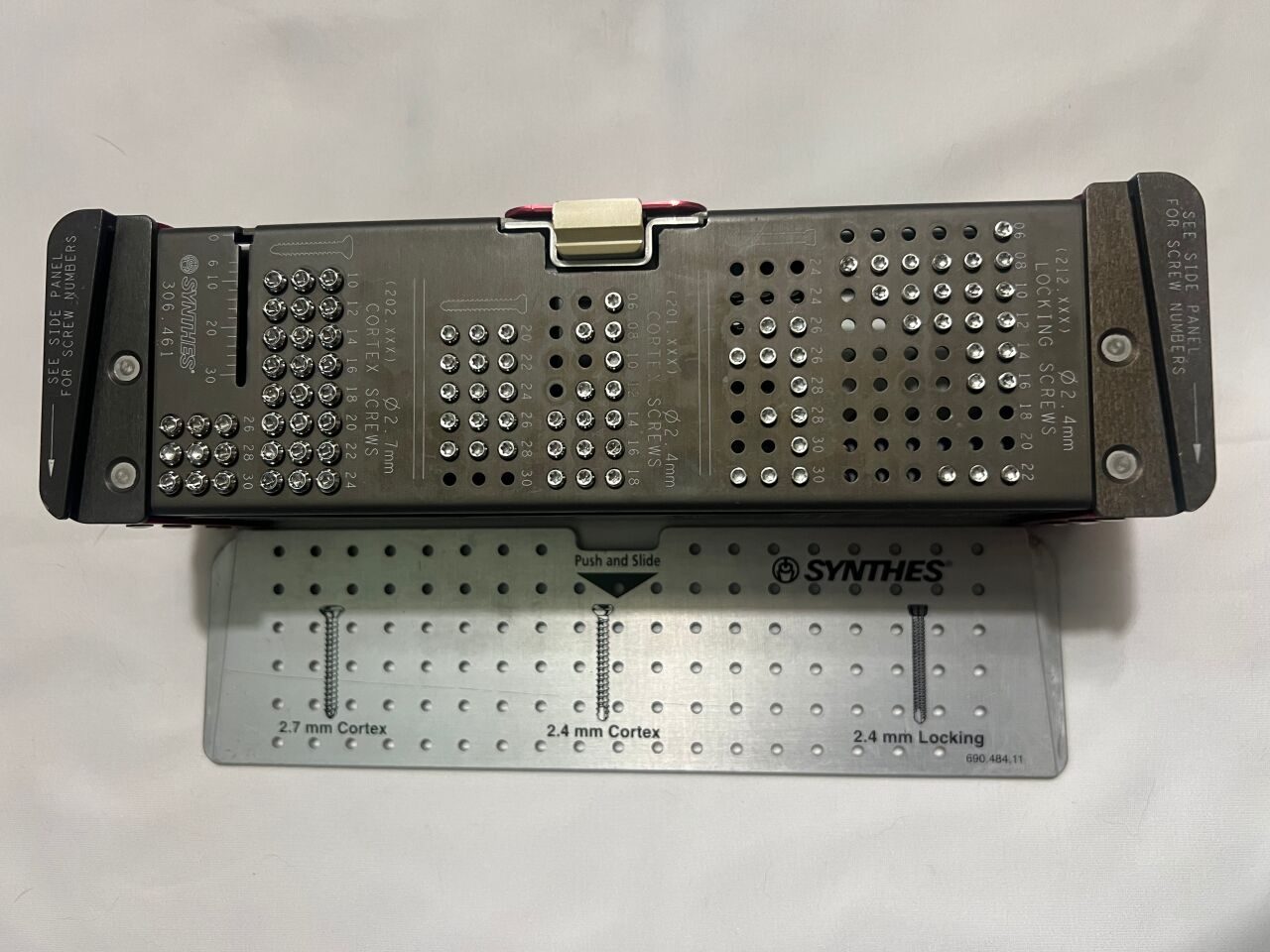 SYNTHES 306.461 Screw Rack For LCP Distal Radius Plate Set Graphic Case — photo 1