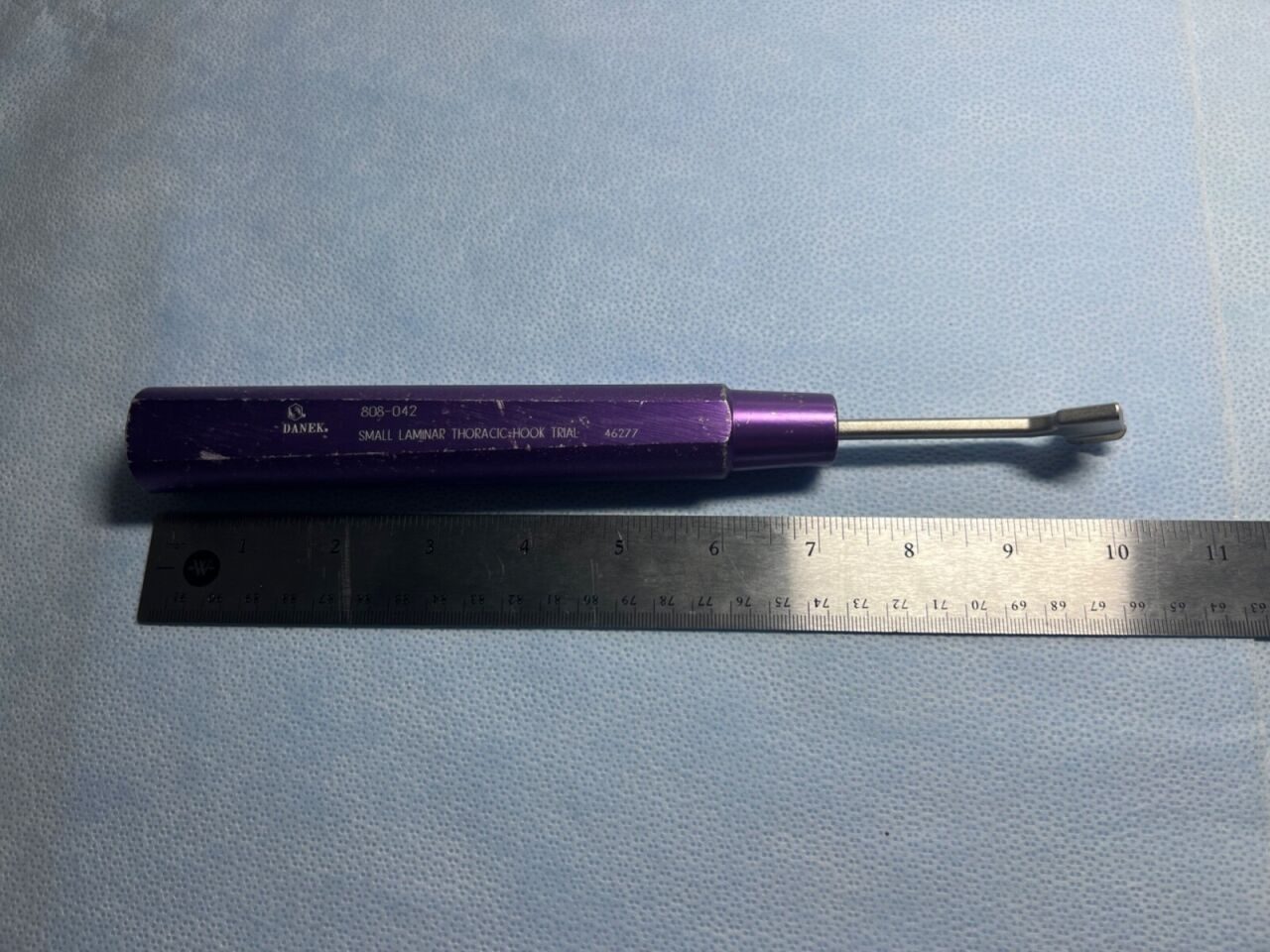 MEDTRONIC 808-042 Sofamor Danek Small Laminar Thoracic Hook Trial — photo 4