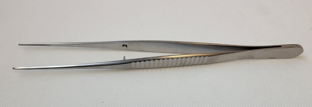 V. MUELLER CH-5172 Potts-Smith Dressing Forceps, Fine Serrated Jaws, 7"
