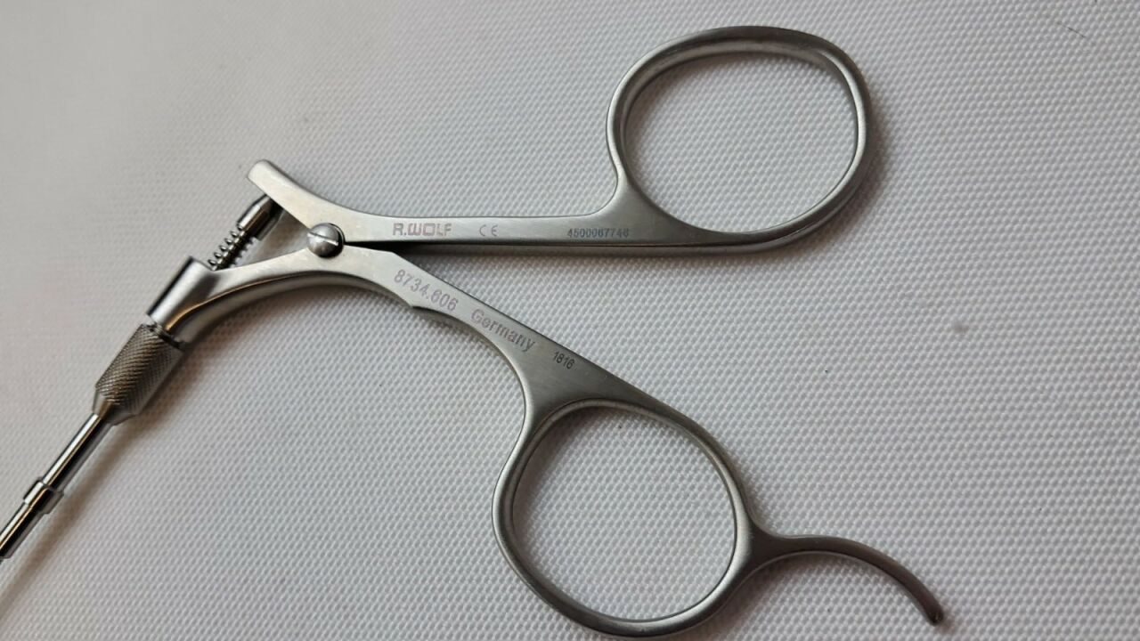 RICHARD WOLF 8734.606 Flexible Biopsy Forceps 4 Fr 600mm — photo 4