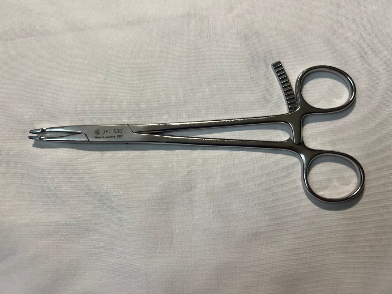 SYNTHES 387.530 CerviFix Holding Forceps — photo 1