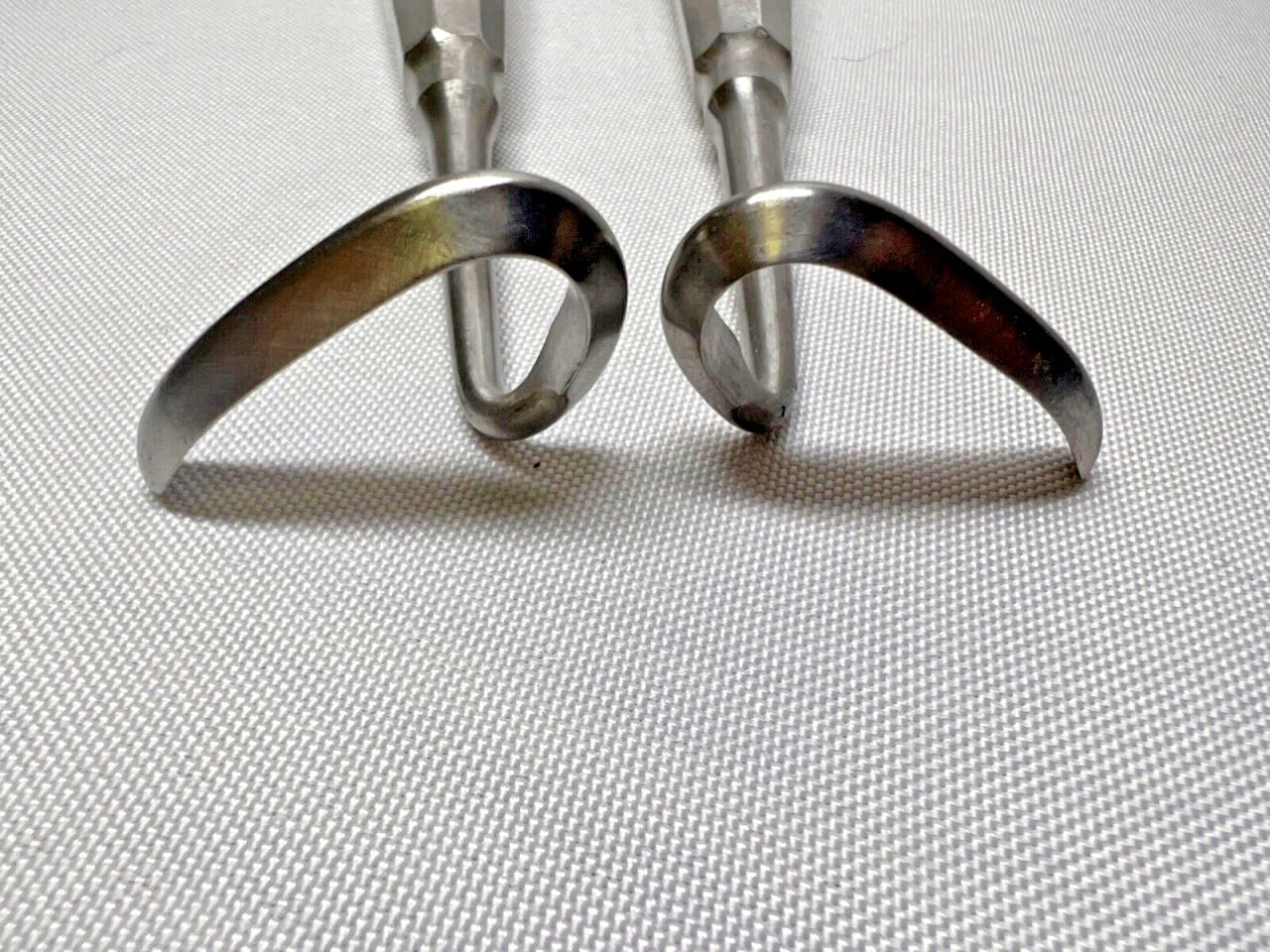 PILLING 34-3152 & 34-3153 Doyen Right Side & Left Side Rasps Set of 2 — photo 2