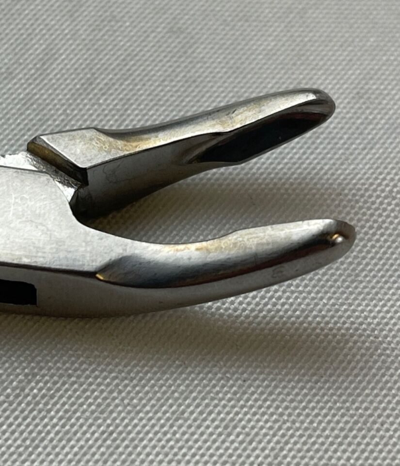 V. MUELLER AU6700 Andrews Hartman Rongeur 4mm Curved Jaw 6" Length — photo 5