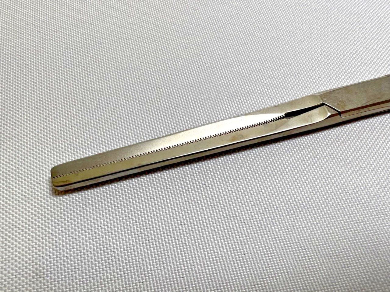 V. MUELLER SU6100 Glassman Gastrointestinal Clamp 9" Straight — photo 3