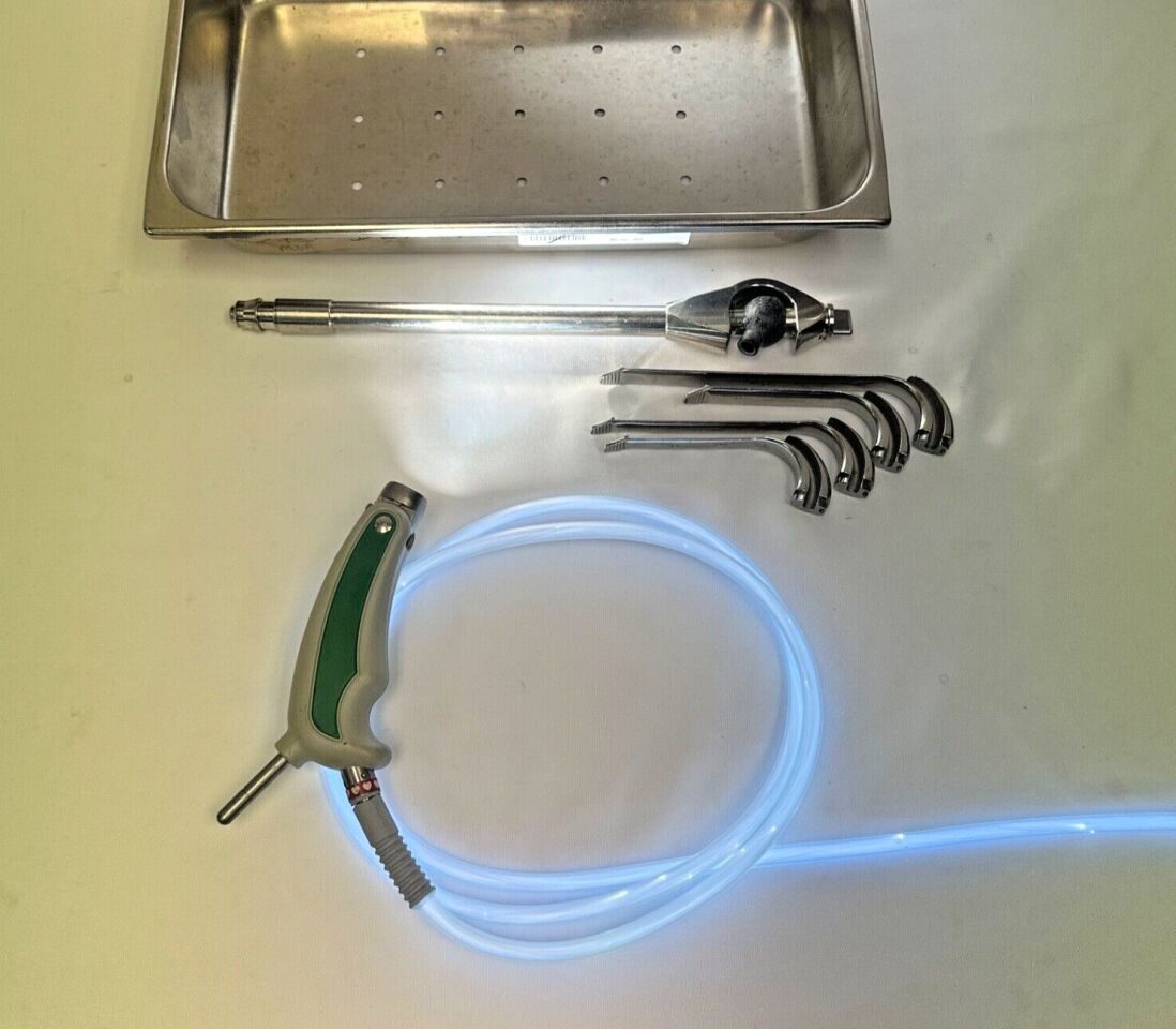 GENZYME SaphLITE RadLite w/ Distal Arm 5 Blades Tissue Retractor System — photo 2
