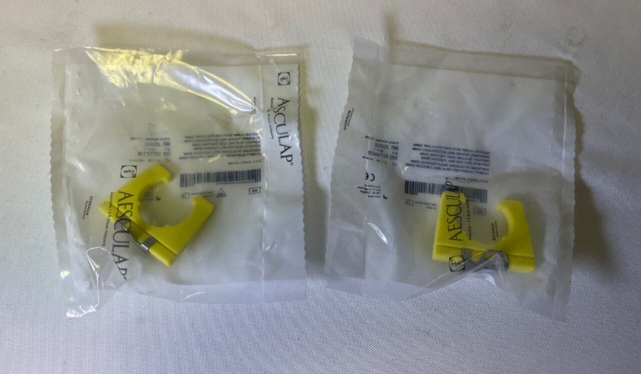 AESCULAP JG332 Silicone Clamp w Fixation Clamp 30mm Sterilization Insert