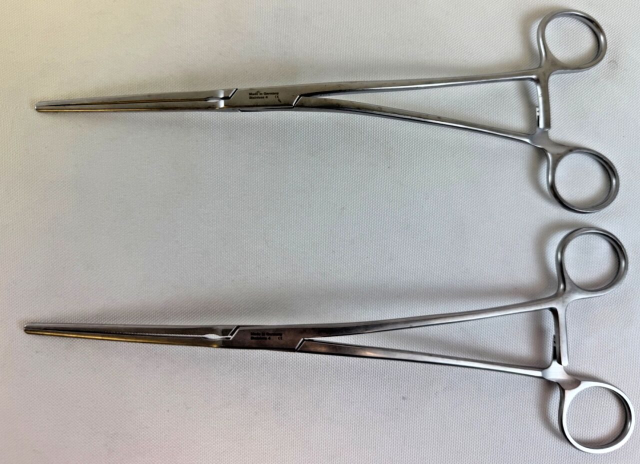 JARIT 320-241 Glover Coarctation Clamp Angled Shanks Straight Jaws 10" — photo 1