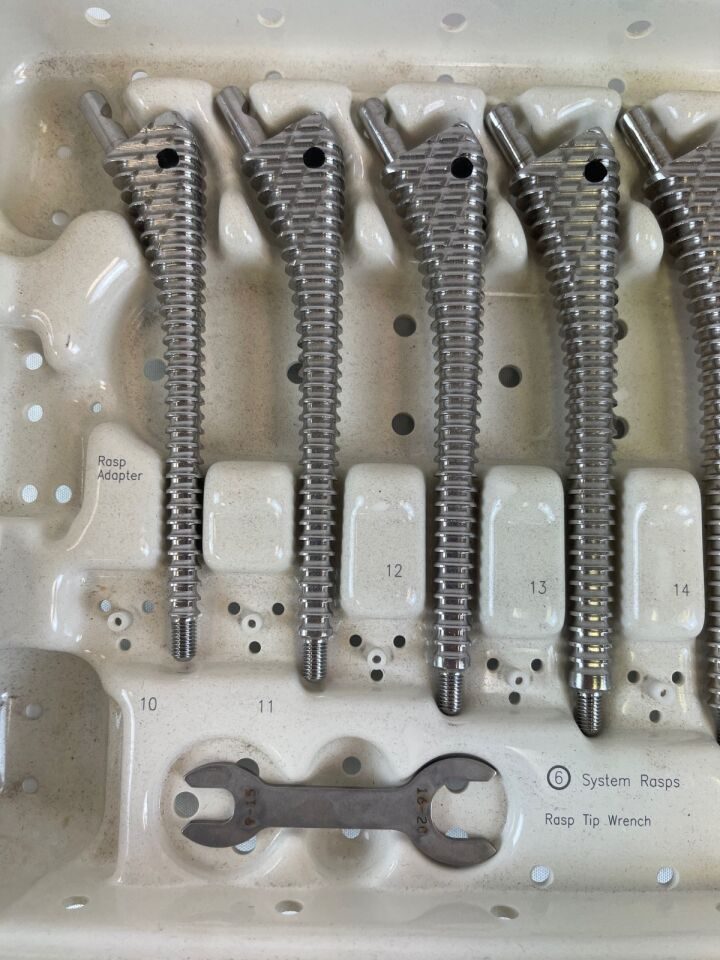 ZIMMER 7897-91-10 Versys System Rasp Tray w/ Extra — photo 3