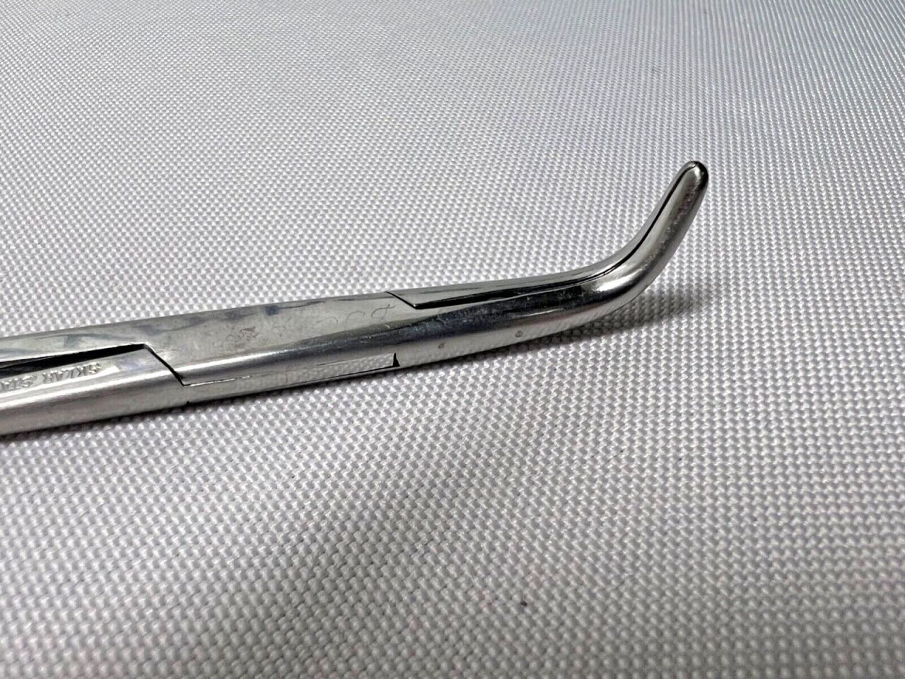 SKLAR  Short Curved Hemostatic Forceps 7" w/ Longitudinally Grooved Jaws — photo 4