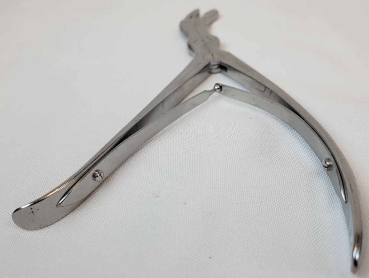CODMAN 53-1126 Leksell Laminectomy Double Action Rongeur Curved 8mm — photo 5