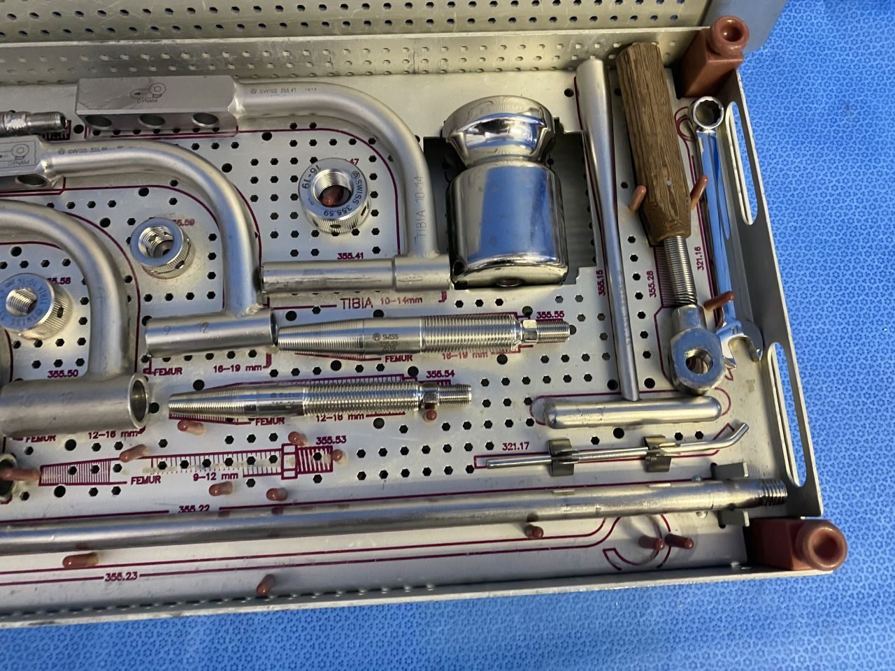 SYNTHES Nail Insertion Set — photo 4
