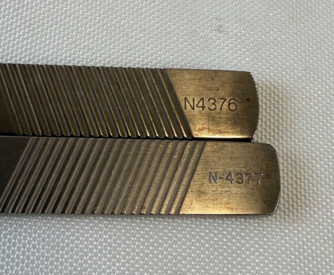 KARL STORZ N-4376 N-4377 Pair of Silver 4mm Osteotomes Curved R&L w/ Guard L:7.2" — photo 4