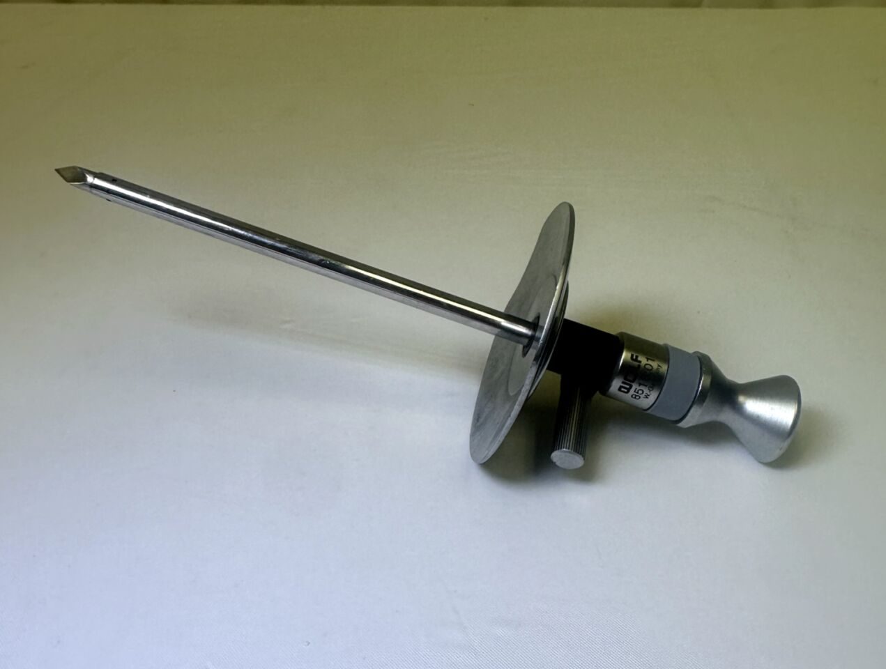 R. WOLF 8518.01 5mm X 10cm Laparoscopic Cannula w/ Irrigation Port & Shield — photo 2