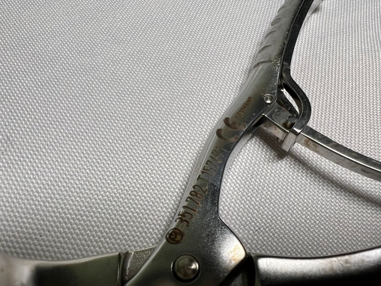SYNTHES 351.782 Medullary Reaming Holding Forceps — photo 2