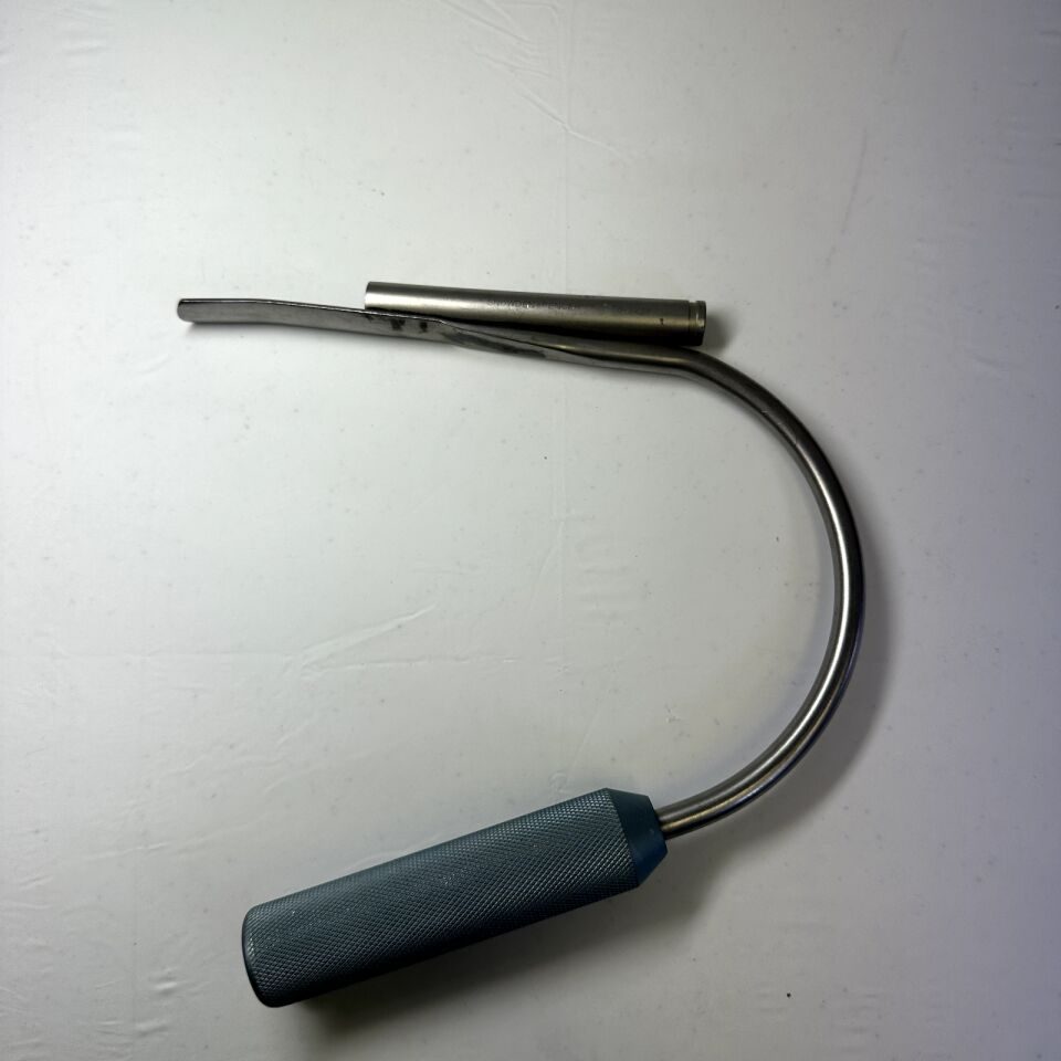 SNOWDEN-PENCER 88-5210 Emory Retractor w/ Suction — photo 5