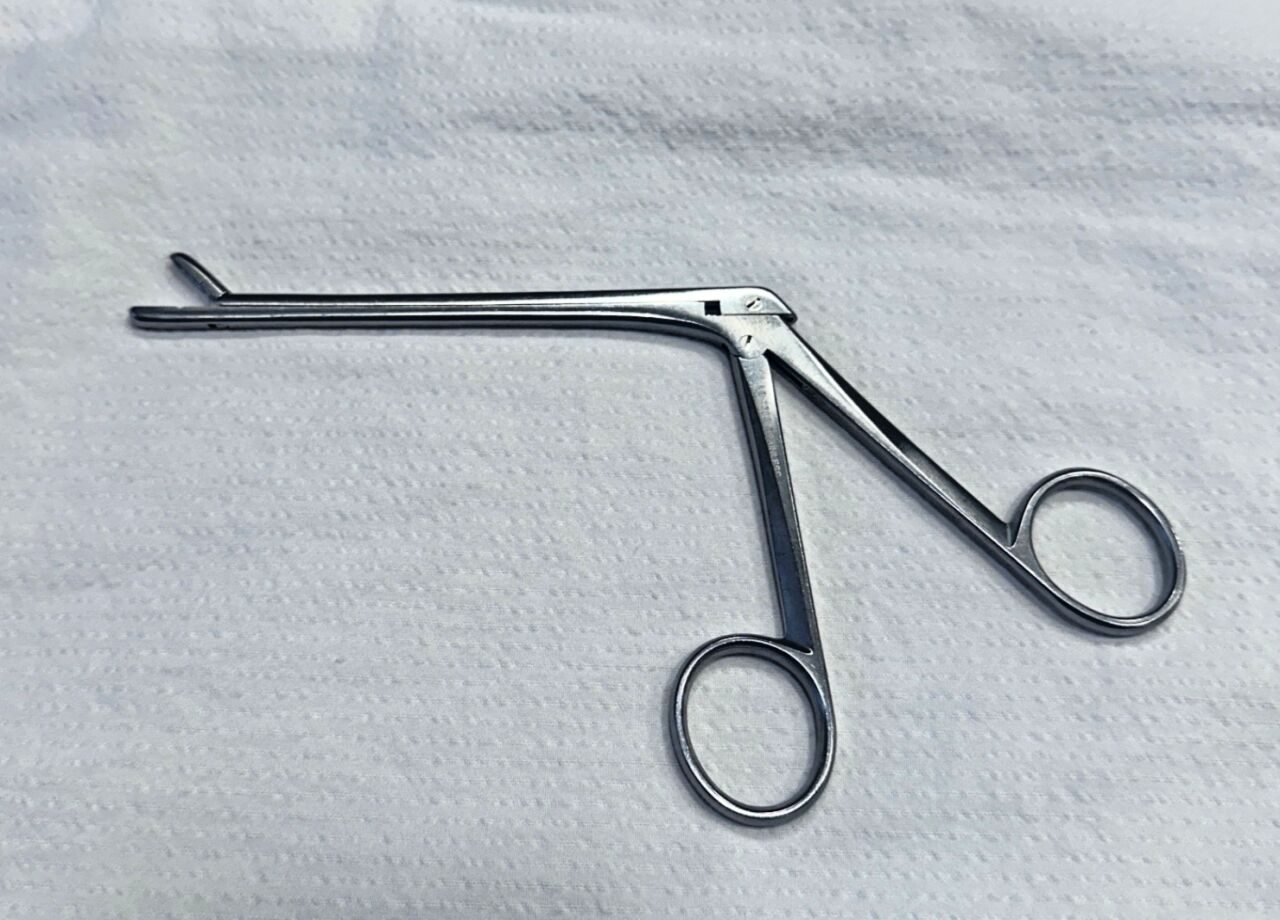CODMAN 53-1300 4.5x10mm Bite 4.75" Caspar Pituitary Straight Rongeur