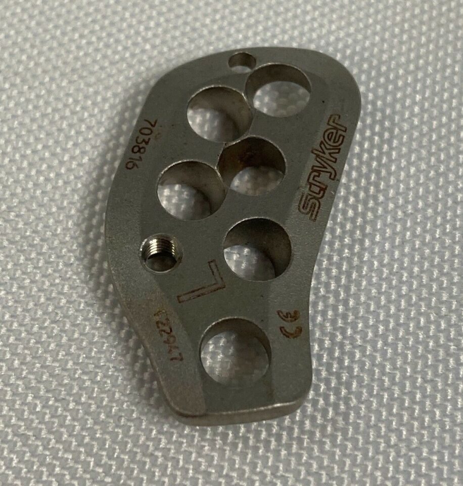 STRYKER 703816 VariAx Clavicle Left Aiming Blocks Superior Lateral — photo 1