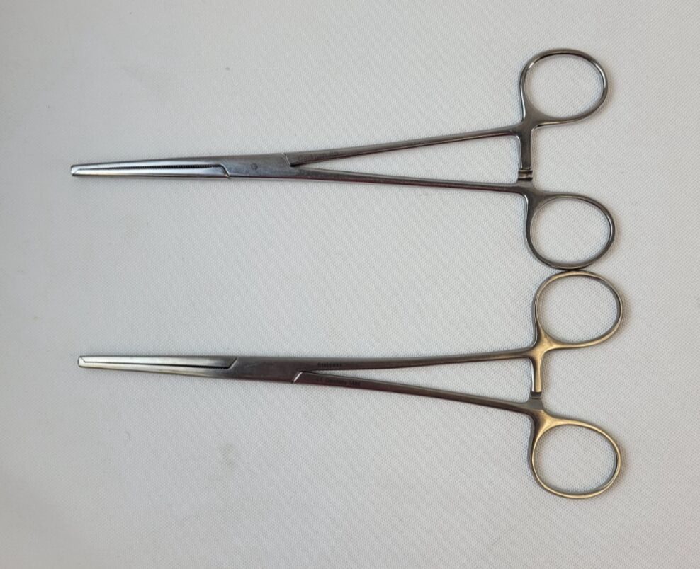 CODMAN  Set of 2 Rochester-Ochsner Forceps, Straight, 8"