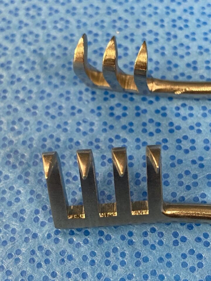 V. MUELLER SU3112 Self Retaining 6.5" Weitlander Retractor 3x4 Sharp Prong — photo 5