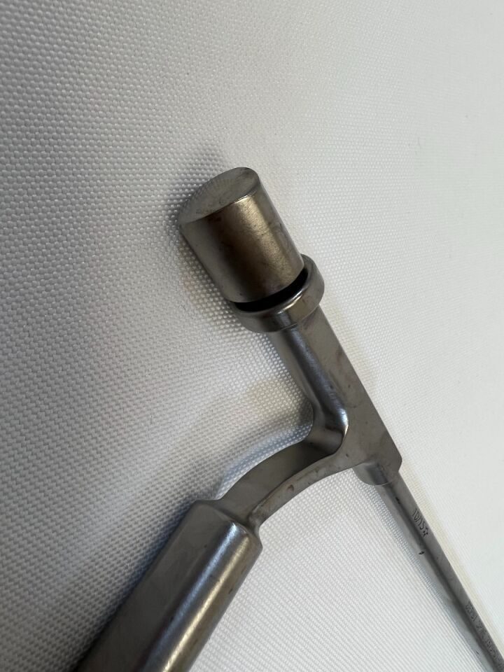 SYNTHES 2879-01-009 Concorde 9mm Bayonet Inserter — photo 2