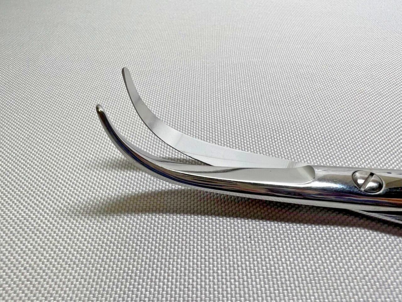 V. MUELLER CH2070 8-1/2" Curved Jorgenson Vascular Scissors — photo 2