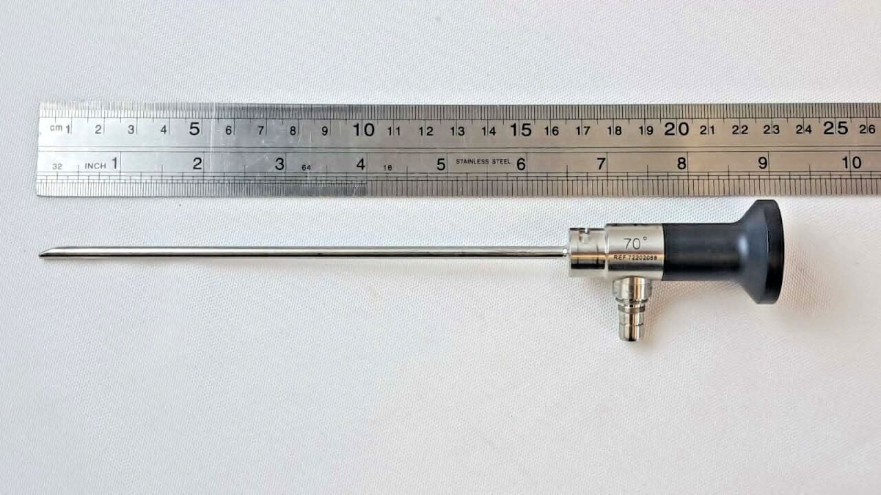 SMITH & NEPHEW Dyonics 3895 4mm 70 Degree Autoclavable Arthroscope — photo 6